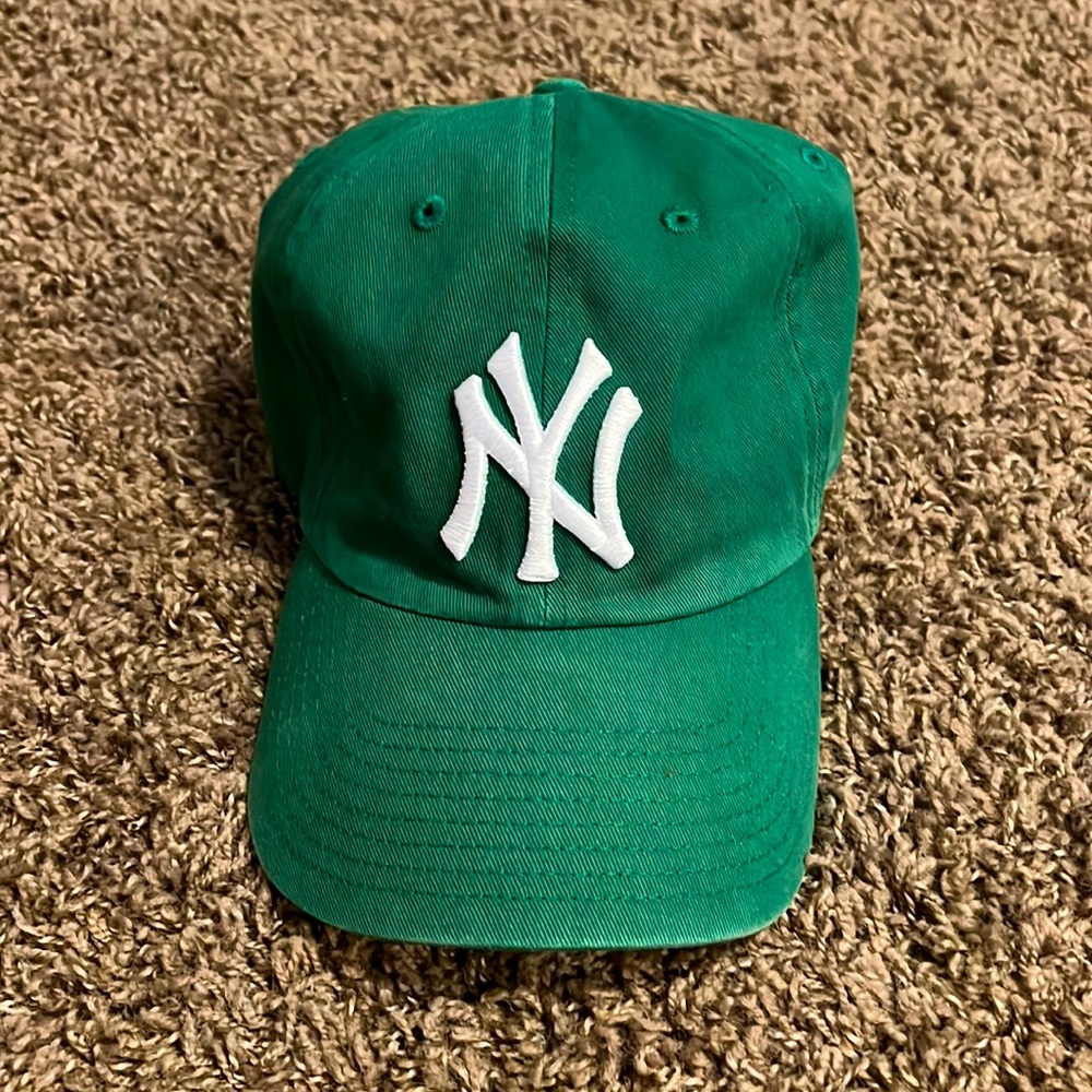 New York Yankees ball cap